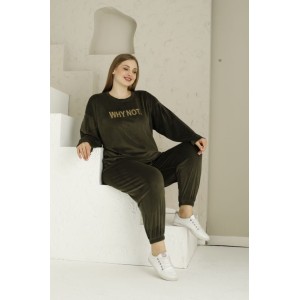 Γυναικεία φόρμα βελούδινη 