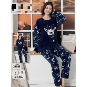 Γυναικείες πιτζάμες λούτρινες Γυναικείες πιτζάμες λούτρινες