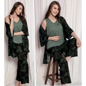 Γυναικεία πιτζάμα σετ με ρόμπα