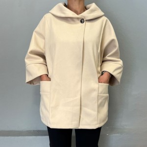 Γυναικείο παλτό (μαντό) Γυναικείο παλτό (μαντό)